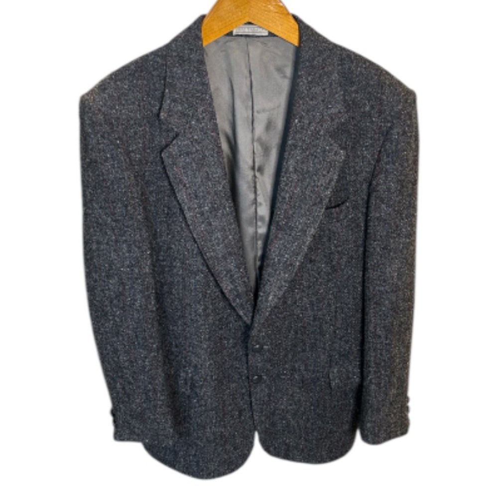 Harris Tweed Grey Wool Blazer by Wm H. Leishman  Size L